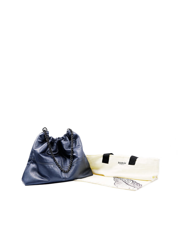 Bolsa de Piel Gris Plata Maráh con Cadena | Bolsa Amplia para Mujer